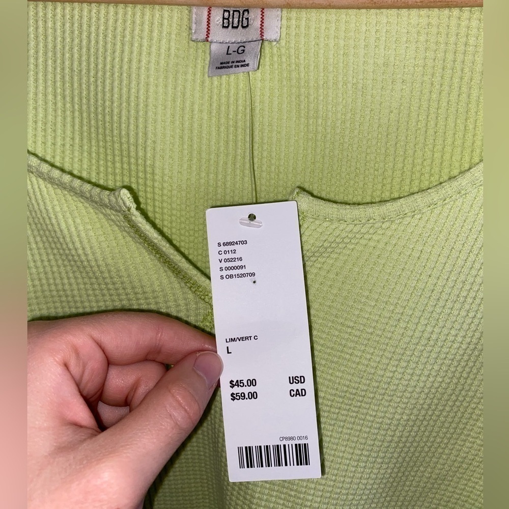 BDG Urban Outfitters Lime Green Theo Notch Neck Long Sleeve Cropped Top Size L - Picture 6 of 7